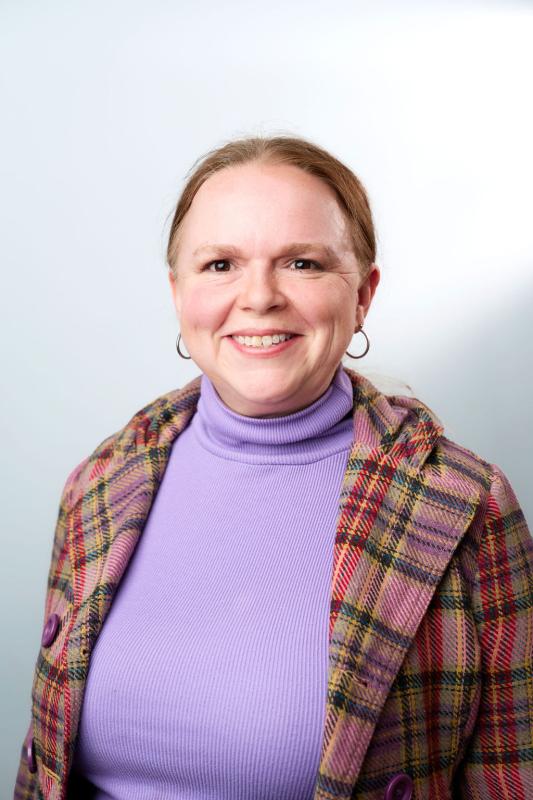 Amanda , CSR